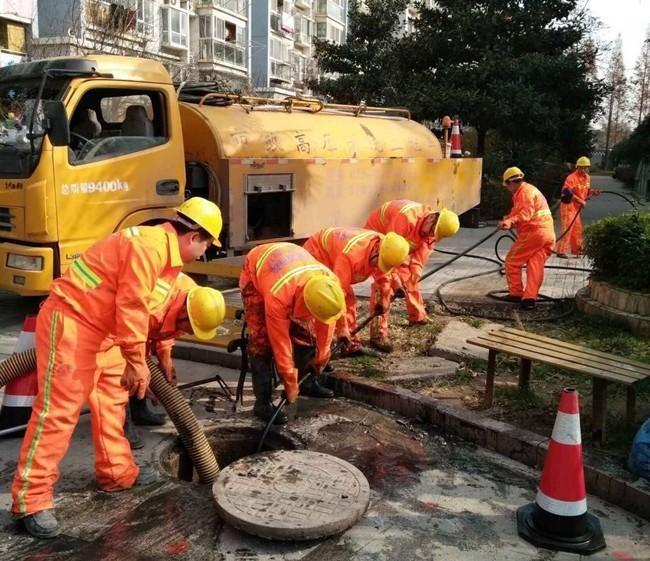 巴马市政管道清淤