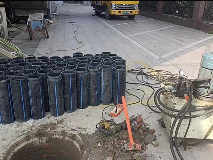 巴马PE置换管厂家 DN315置换管 非开挖管短管置换